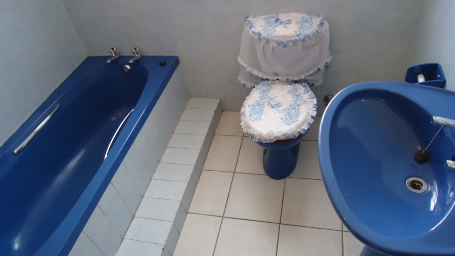 3 Bedroom Property for Sale in Gustrouw Western Cape
